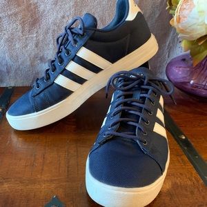 Adidas shoes 10 navy/wh